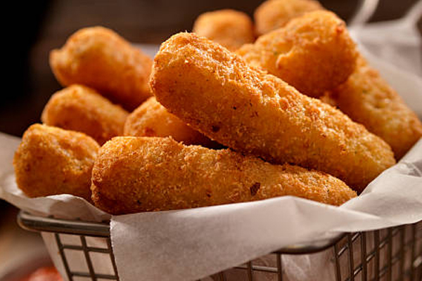 Italian pasta dinners and chicken parm near Weston MA